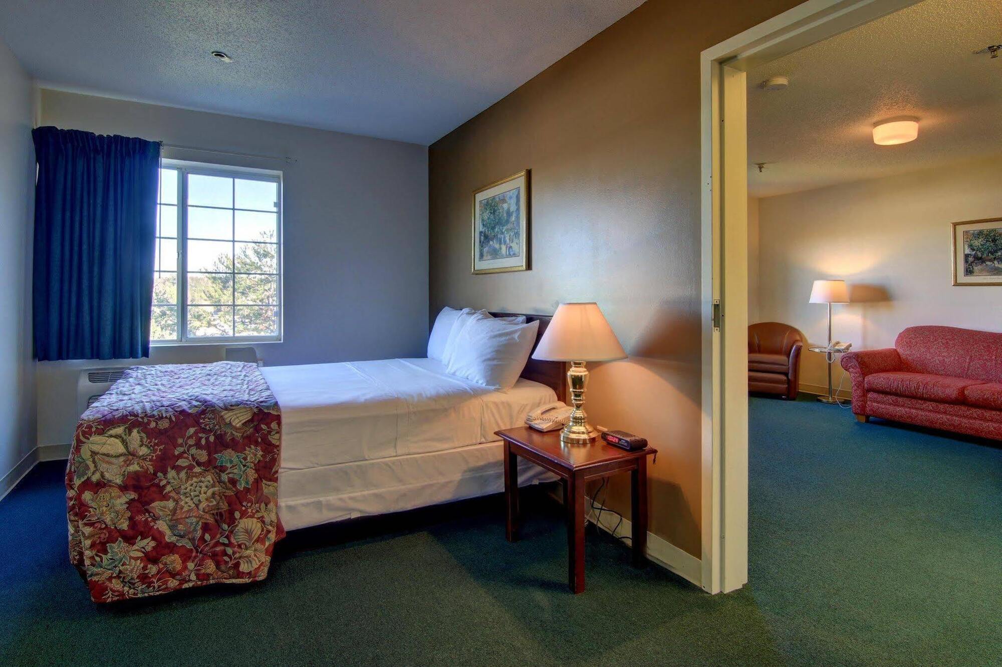 Intown Suites Extended Stay Atlanta Ga - Snellville Esterno foto